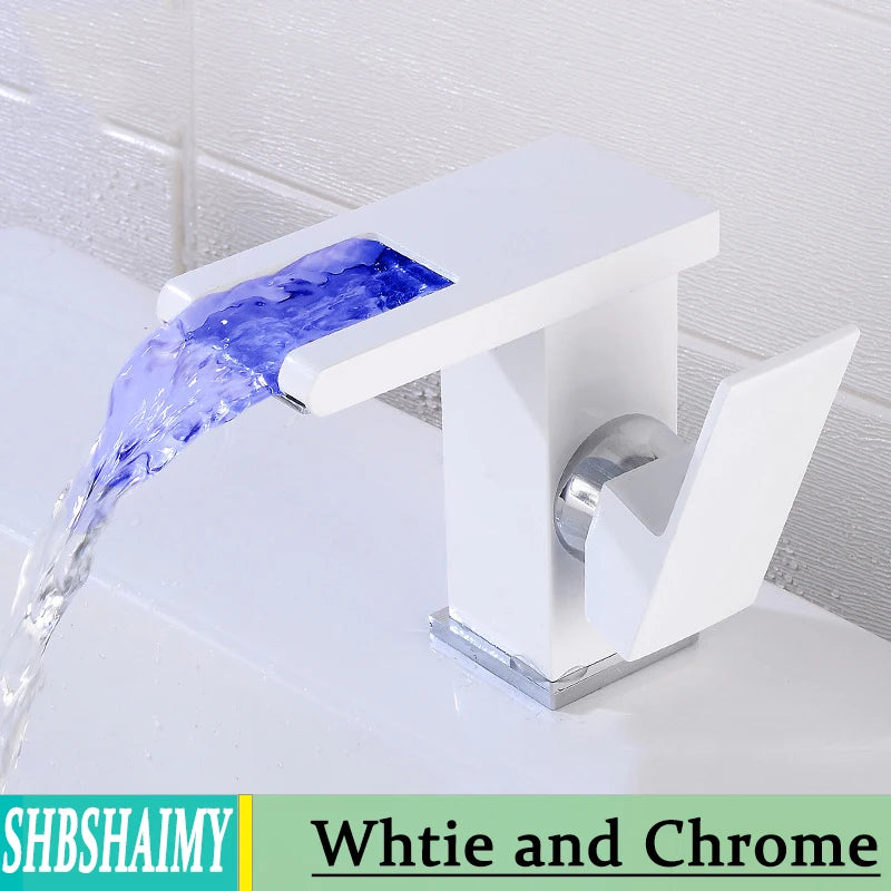 Aquaglow Luxe Faucet