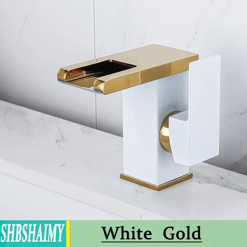 Aquaglow Luxe Faucet