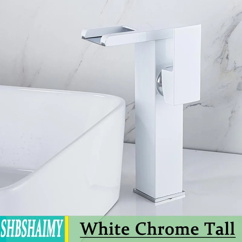 Aquaglow Luxe Faucet